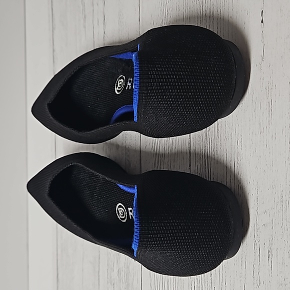 Rothys The point black pointed toe flats blue edges women's size 7.5 - Picture 11 of 11